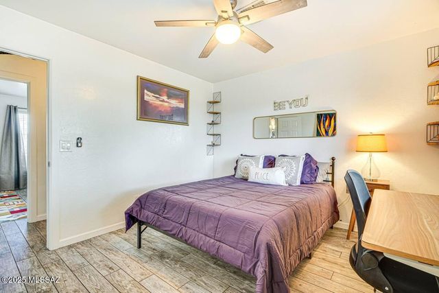 532 W District Street, Tucson, AZ 85714