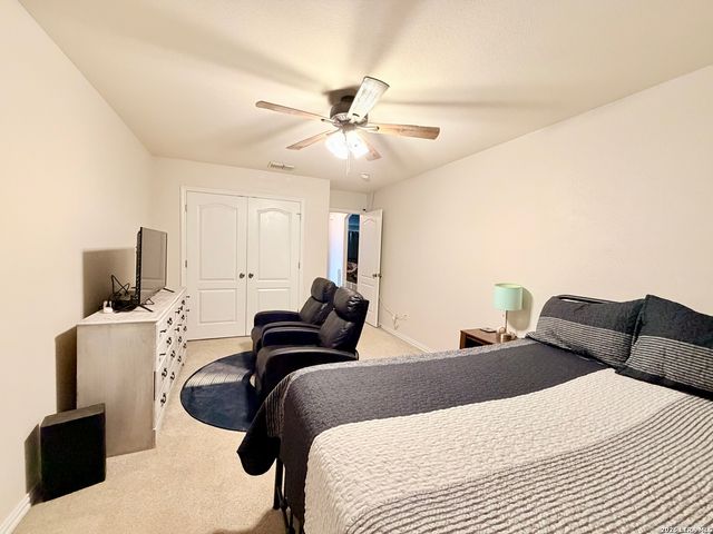 308 Bunker Hill, Pleasanton, TX 78064