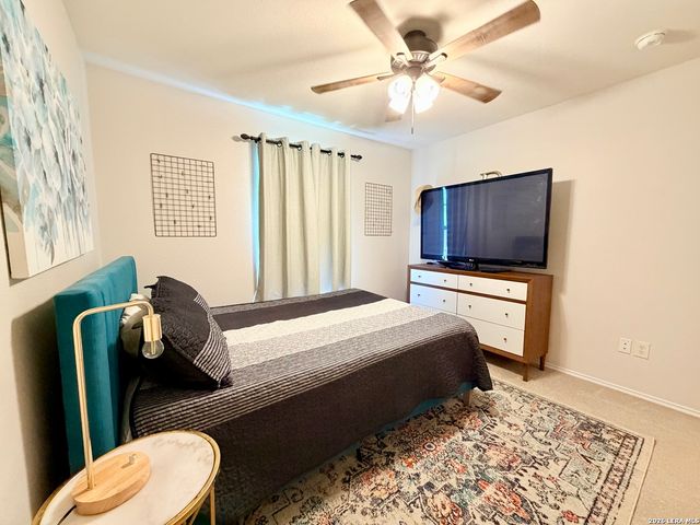 308 Bunker Hill, Pleasanton, TX 78064