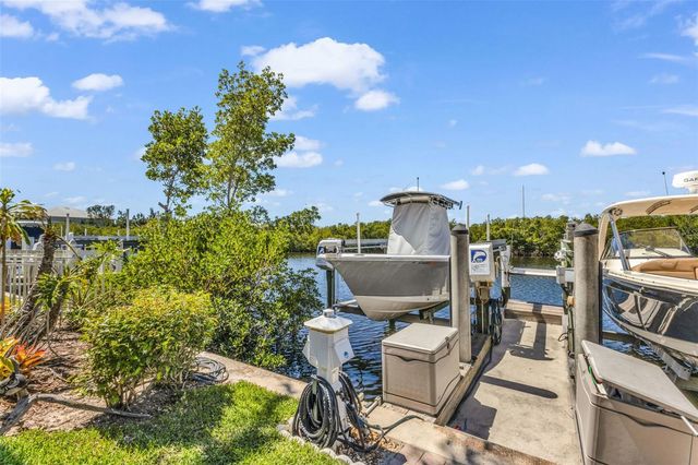 3239 PURPLE MARTIN DRIVE 122, Punta Gorda, FL 33950