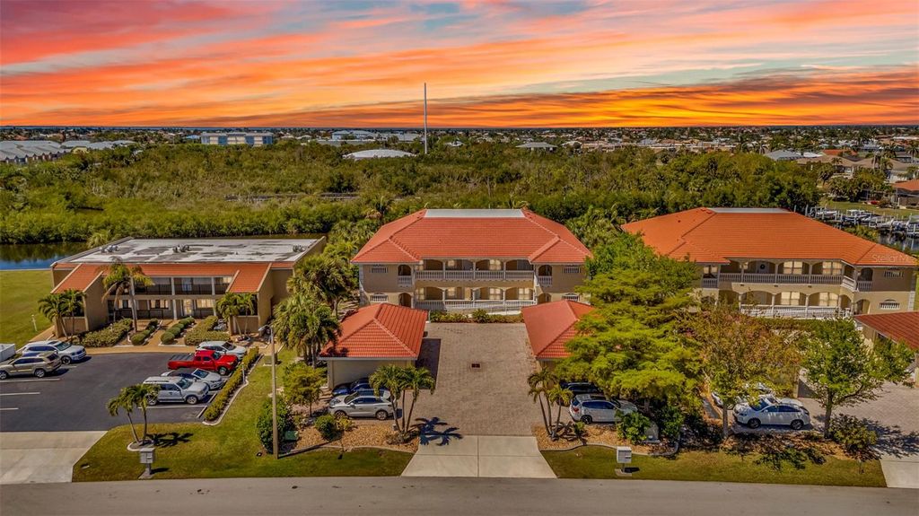3239 PURPLE MARTIN DRIVE 122, Punta Gorda, FL 33950