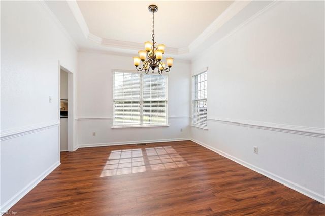 126 Hawks Nest LN, Suffolk, VA 23435