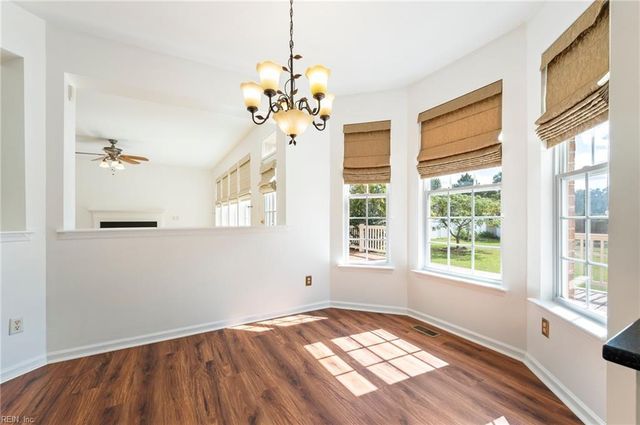 126 Hawks Nest LN, Suffolk, VA 23435