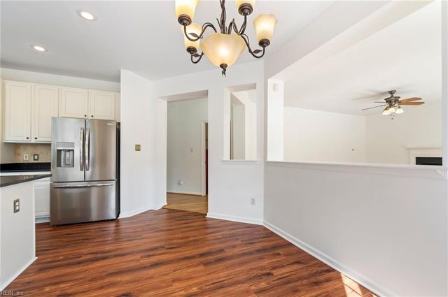 126 Hawks Nest LN, Suffolk, VA 23435