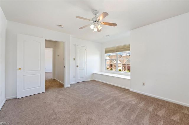 126 Hawks Nest LN, Suffolk, VA 23435