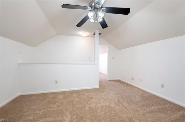 126 Hawks Nest LN, Suffolk, VA 23435