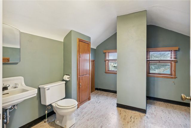 303 N Main Street, Wheatland, IA 52777