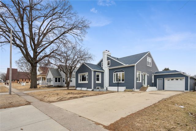 303 N Main Street, Wheatland, IA 52777