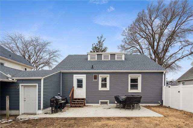 303 N Main Street, Wheatland, IA 52777