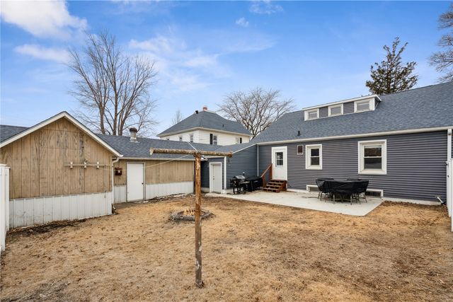 303 N Main Street, Wheatland, IA 52777