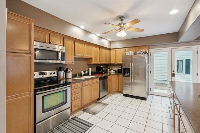 303 N Main Street, Wheatland, IA 52777