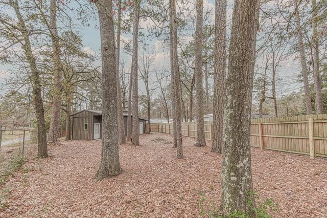 20011 Parkway Lane B, Montgomery, TX 77356