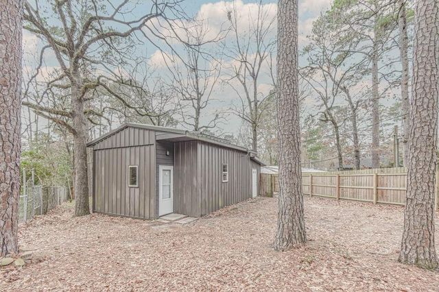 20011 Parkway Lane B, Montgomery, TX 77356