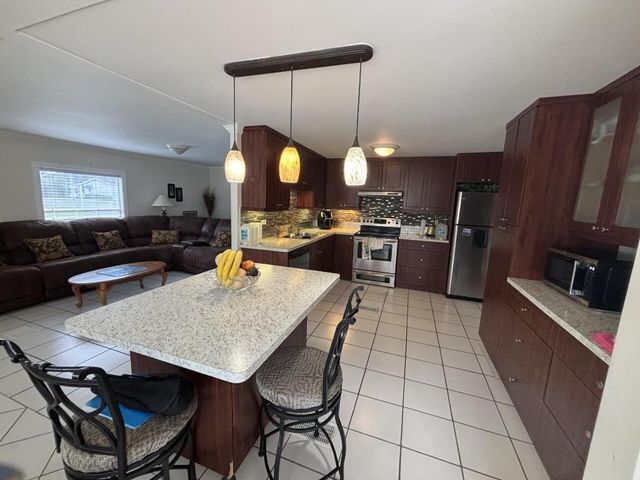 6503 NW 34th Ave, Coconut Creek, FL 33073