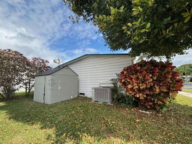 6503 NW 34th Ave, Coconut Creek, FL 33073