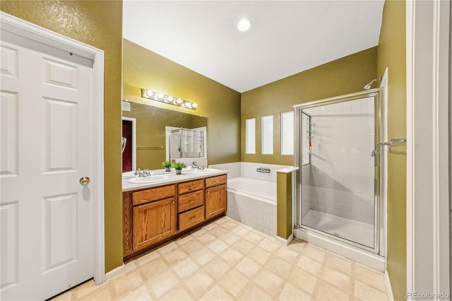 7777 E 23rd Avenue 101, Denver, CO 80238