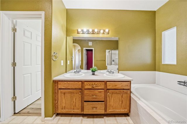 7777 E 23rd Avenue 101, Denver, CO 80238