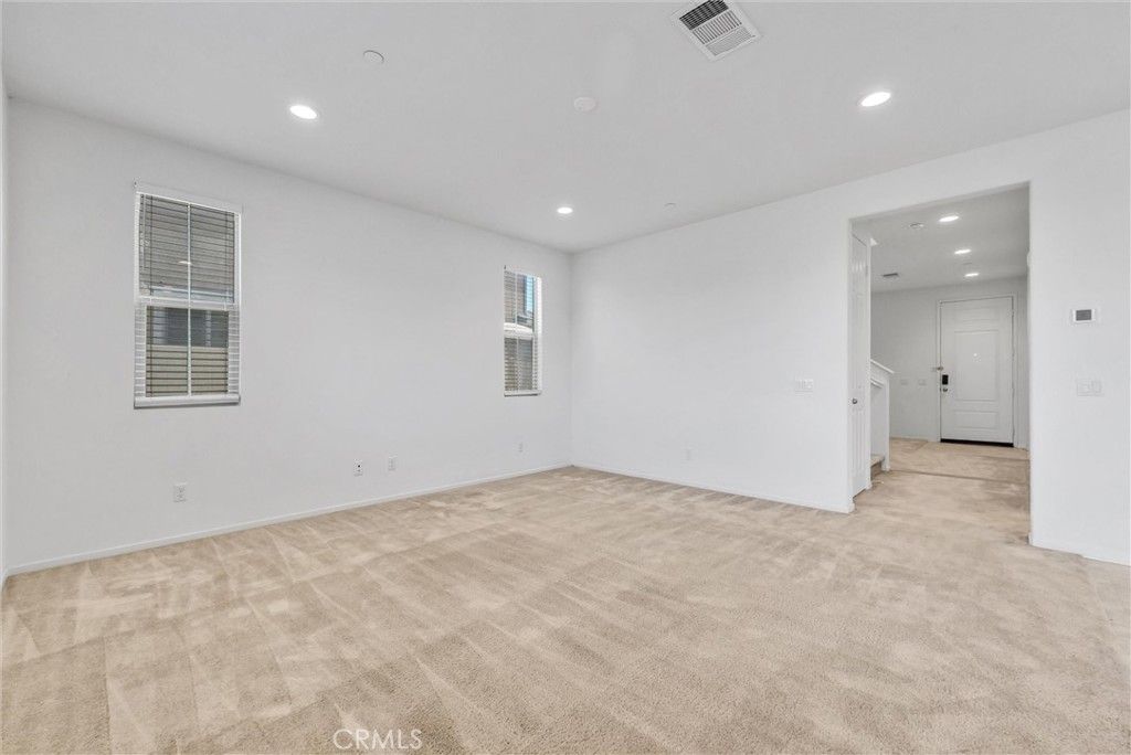 29109 Sunforest, Lake Elsinore, CA 92530 — photo 4