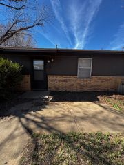 6113 37th Street, B, Lubbock, TX 79407