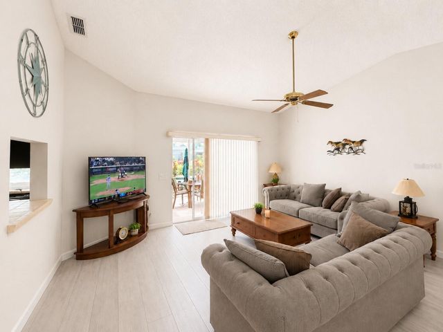 5908 GARDEN LAKES MAJESTIC, Bradenton, FL 34203