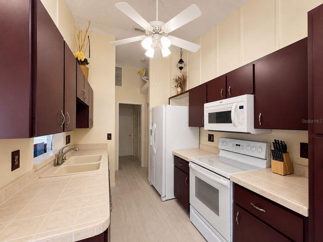 5908 GARDEN LAKES MAJESTIC, Bradenton, FL 34203