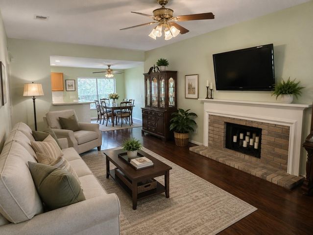 9627 Oldenburg Lane, Houston, TX 77065
