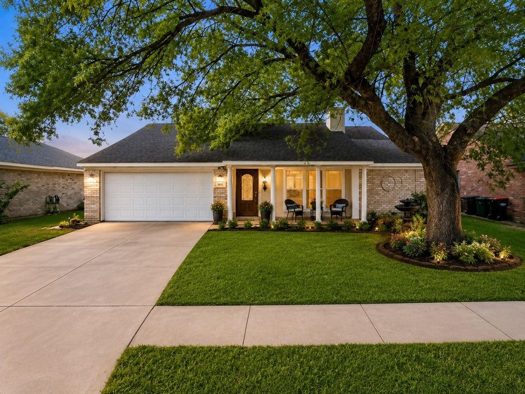 9627 Oldenburg Lane, Houston, TX 77065