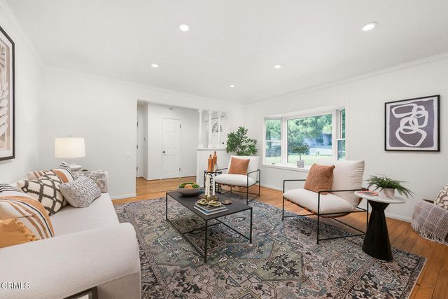 3930 Burritt Way, Glendale, CA 91214