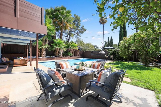 3930 Burritt Way, Glendale, CA 91214