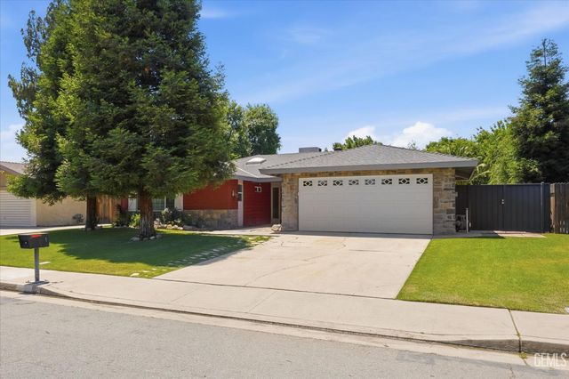 3005 Estero Street, Bakersfield, CA 93309