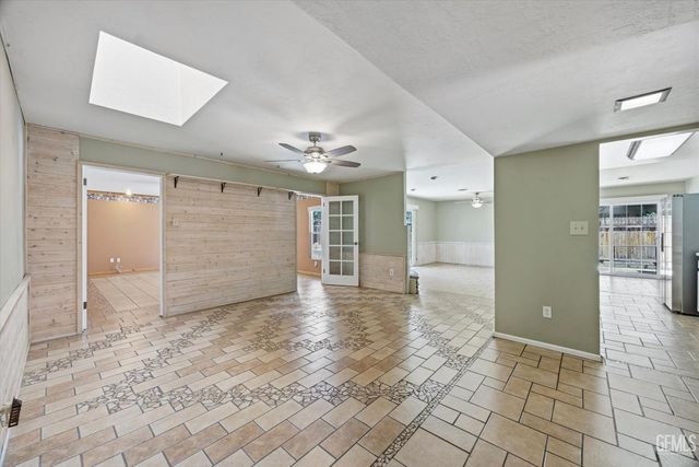 3005 Estero Street, Bakersfield, CA 93309