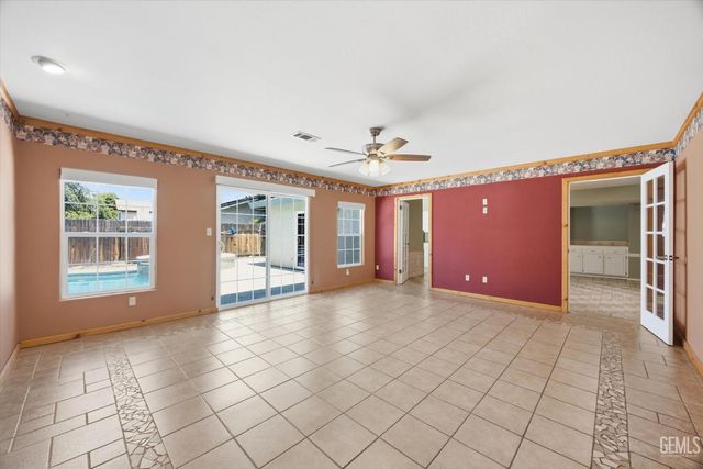 3005 Estero Street, Bakersfield, CA 93309