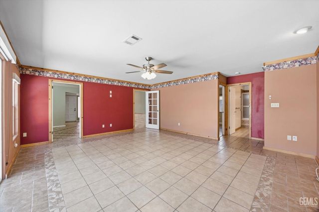 3005 Estero Street, Bakersfield, CA 93309