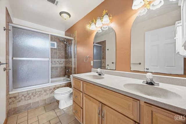 3005 Estero Street, Bakersfield, CA 93309