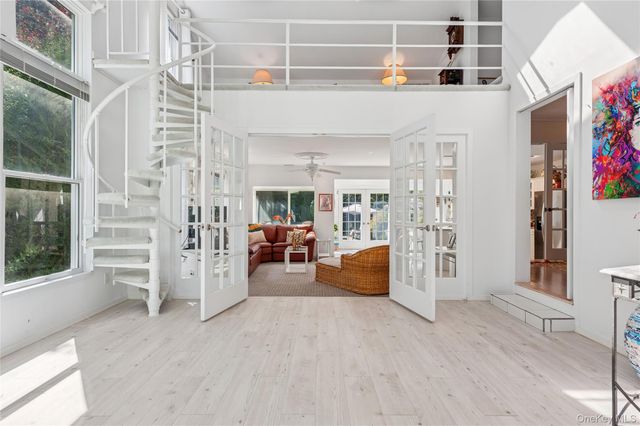 35 Halsey Road, Remsenburg, NY 11960