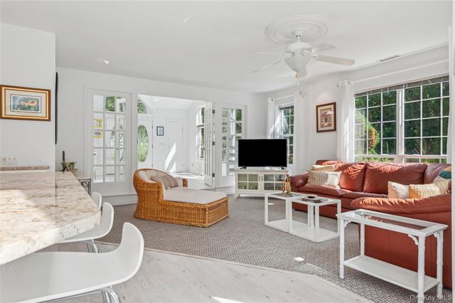 35 Halsey Road, Remsenburg, NY 11960