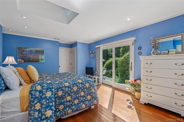 35 Halsey Road, Remsenburg, NY 11960