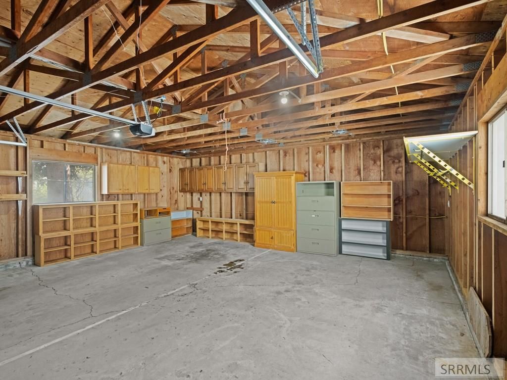 Image 5 of property listing at 517 W Main Street, Rexburg, ID 83440