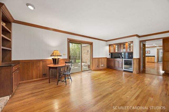 170 Shelley Lane, Wheaton, IL 60189