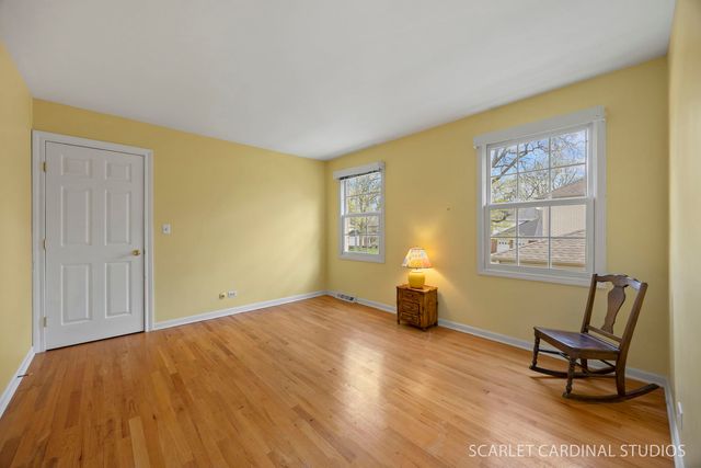 170 Shelley Lane, Wheaton, IL 60189
