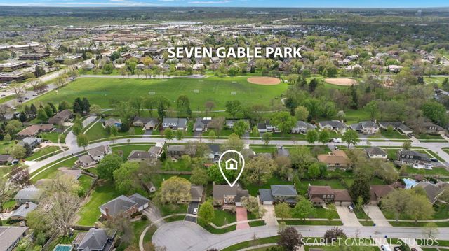 170 Shelley Lane, Wheaton, IL 60189