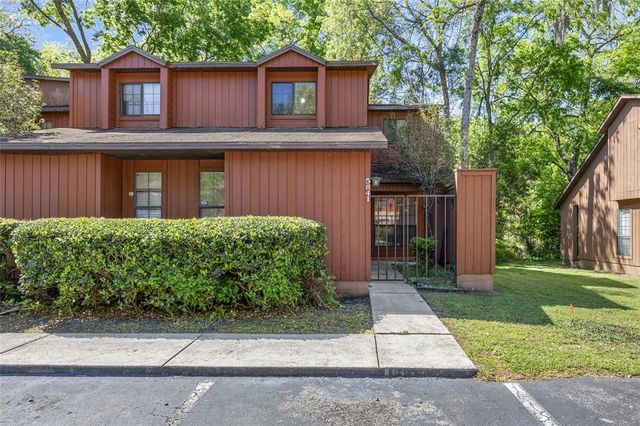 5841 SW 8TH PLACE, Gainesville, FL 32607
