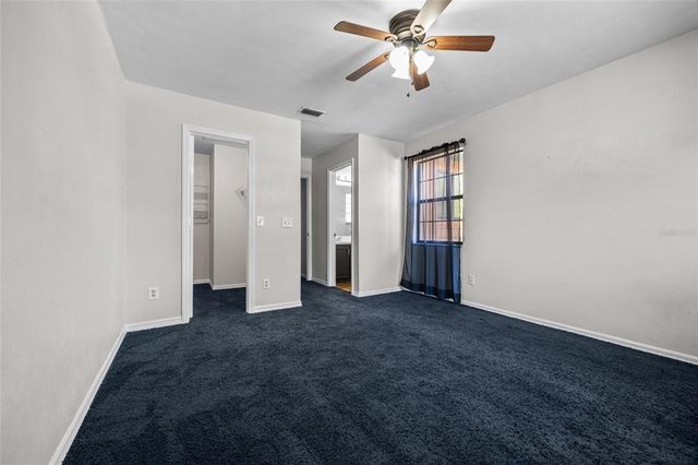 5841 SW 8TH PLACE, Gainesville, FL 32607