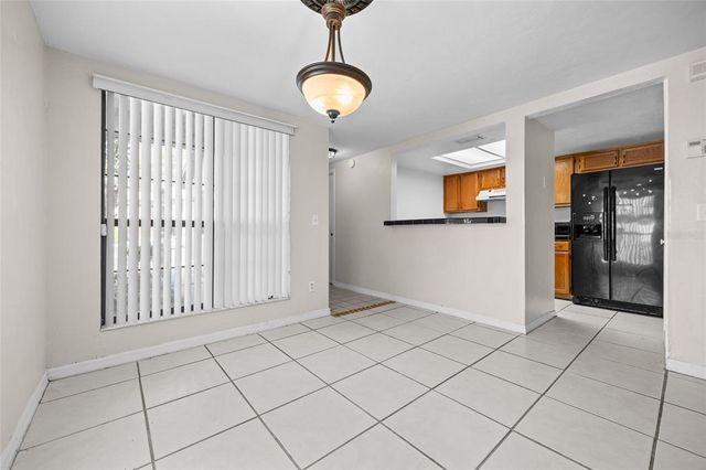 5841 SW 8TH PLACE, Gainesville, FL 32607