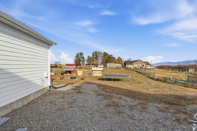 570 N 200 E, Wellsville, UT 84339