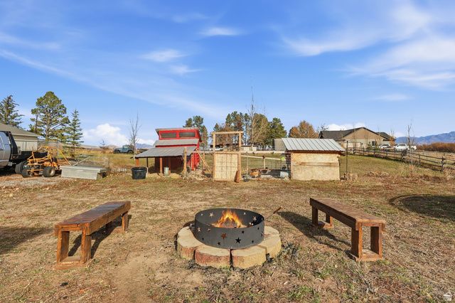 570 N 200 E, Wellsville, UT 84339