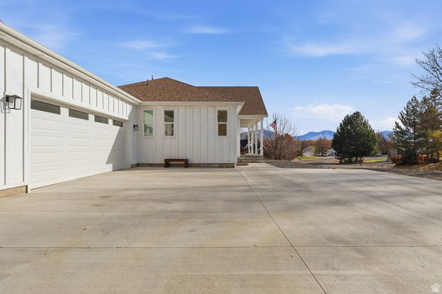 570 N 200 E, Wellsville, UT 84339
