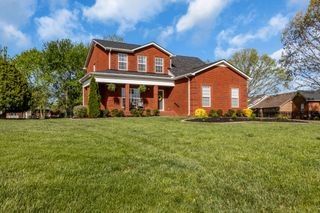 5233 Old Glory Ct, Murfreesboro, TN 37129