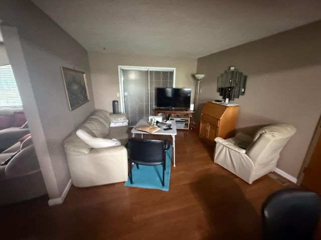 4140 W Belmont Avenue, Fresno, CA 93722