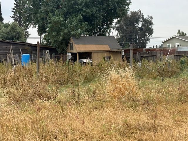 4140 W Belmont Avenue, Fresno, CA 93722